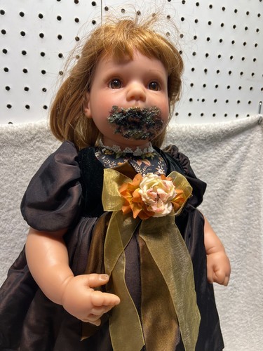 Haunted Doll Store - Maßanfertigung, Halloween, gruselige Puppen - Sie wählen - Bild 219 von 976