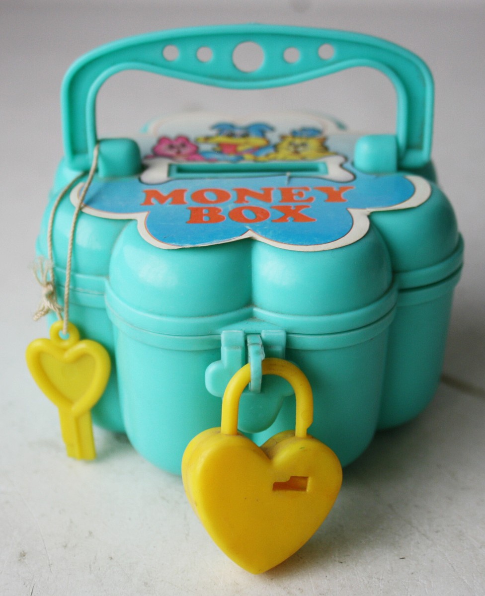 VINTAGE 80'S PLASTIC COIN BANK MONEY BOX CASE + HEART LOCKER DOG