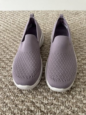 Skechers Arch Air Cooled 6M Slip-ins. Brand New In Box. Never Worn