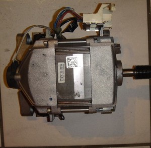 Waschmaschinen Motor WELLING HXG52A03:EL01 aus AEG Lavamat 5468FL + Keilriemen