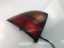 Feu arrière Mazda 323