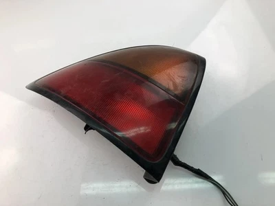 MAZDA 323 C IV BG Feu Arrière du Hayon Gauche 1157 1996 17965957 - Photo 1/4