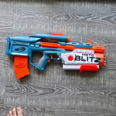 Nerf Elite 2.0 Motoblitz CS-10 Motorized Blaster Airblitz 6-Dart