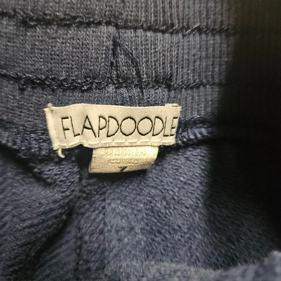 Pantalones cortos Flapdoodle de punto azul para niños, ropa de salón atlética informal para niños Foto 3 de 4