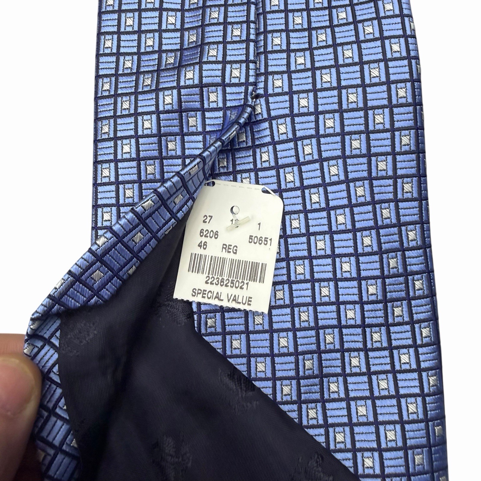 Brooks Brothers 346 NEW Men's Tie Blue Geometric Squares Satin Silk 3 7/8" x 59" thumbnail 2