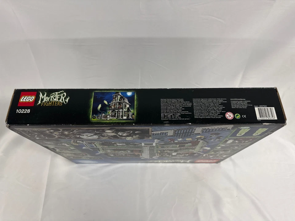 LEGO 10228 Monster Fighters Haunted House New And Sealed - image 4 of 4