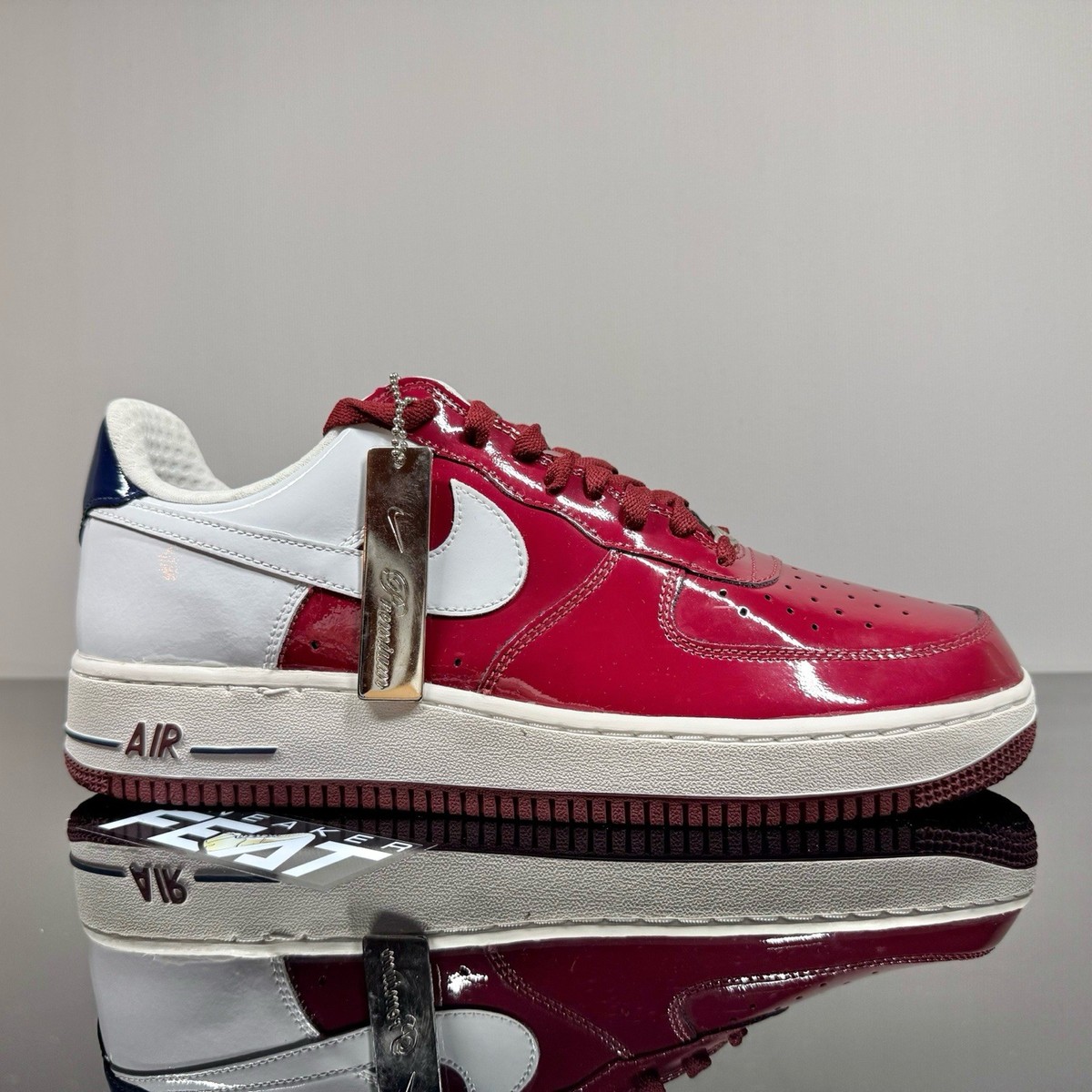 2005 Nike Air Force 1 Low LeBron James PE Cavalier Red DS Size 11 