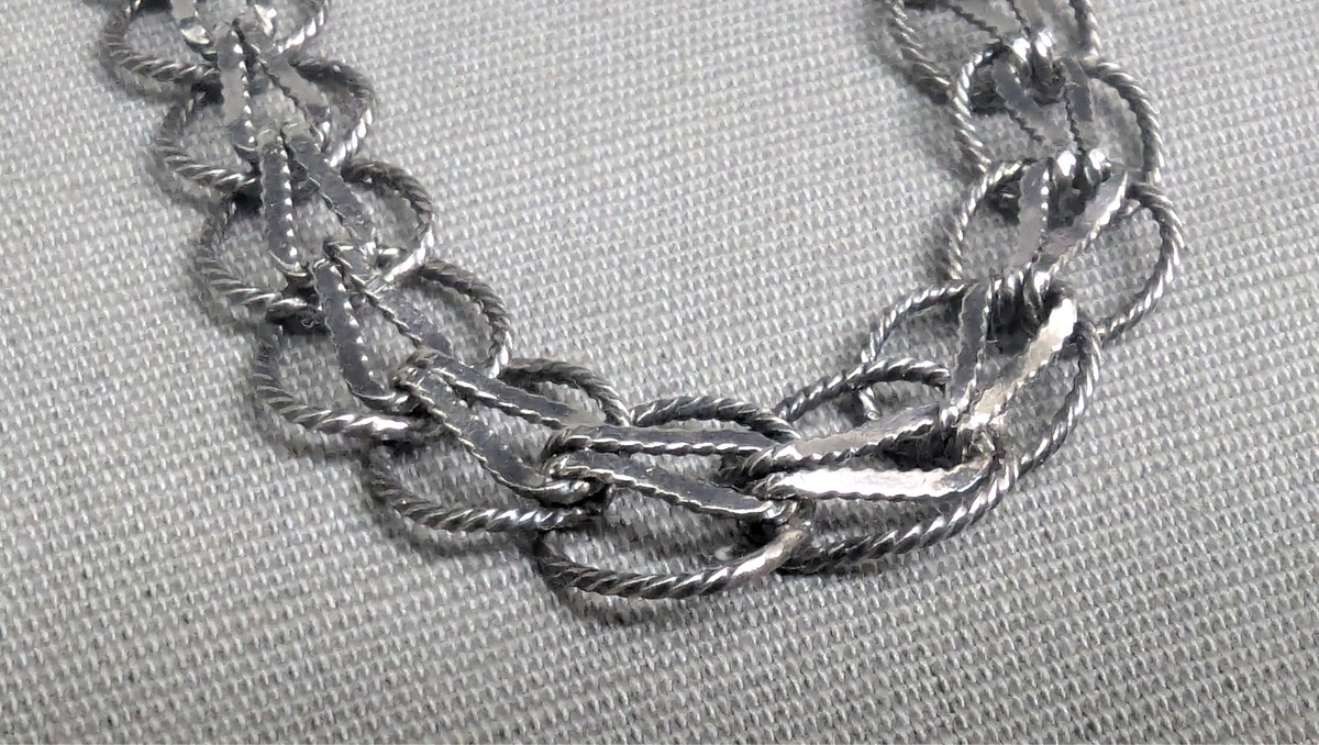 Vintage Sterling Silver 925 Bracelet - UNIQUE ROUND DESIGN - SUITABLE FOR CHARMS View 3