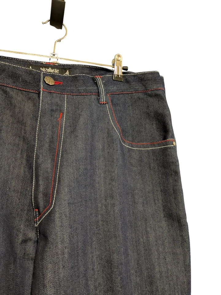 Необработанные синие мужские джинсы с вышитым черепом дизайн темная джинсовая ткань размер W38 (KN) - Изображение 4 из 4