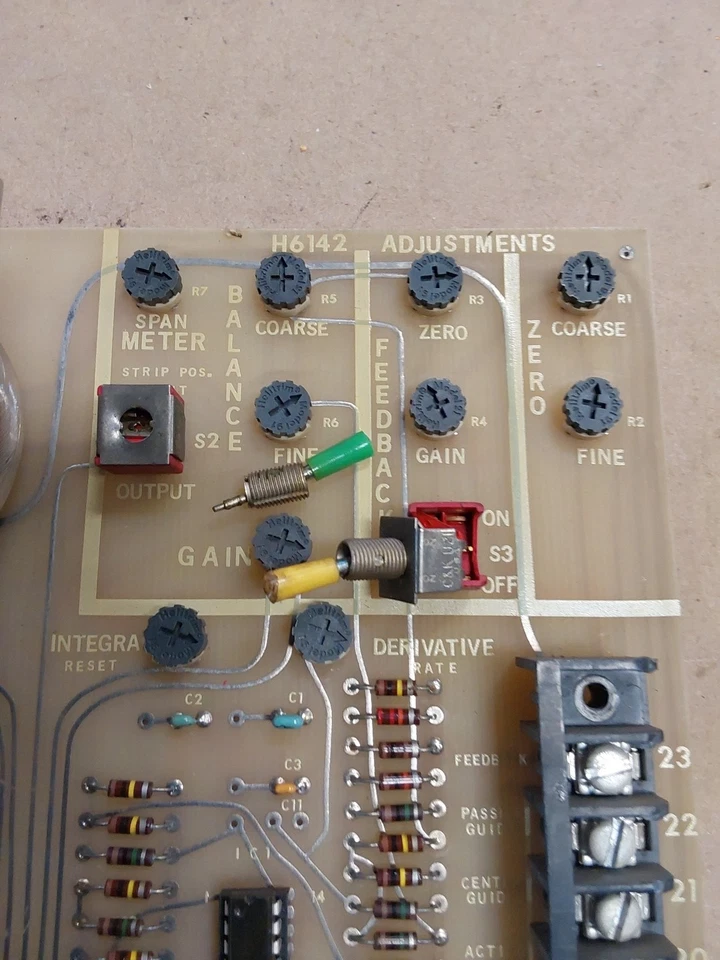 NORTH AMERICAN MFG,H6142-04,PC BOARD NEW W/ D.C VOLT METER DPC.34-300 NEW Foto 3 de 4