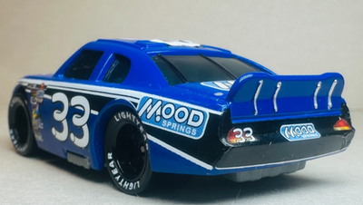 Disney Pixar Cars Chuck Armstrong Mood Springs #33 Diecast 1:55