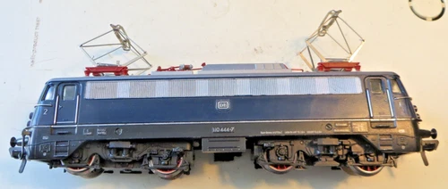 Fleischmann 4335 H0 Elektrolok BR 110 444-7 blau der DB Ep. IV geprüft in Au-Box