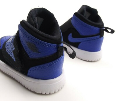 Nike Sky Jordan 1 Sz 4C Air Black Hyper 