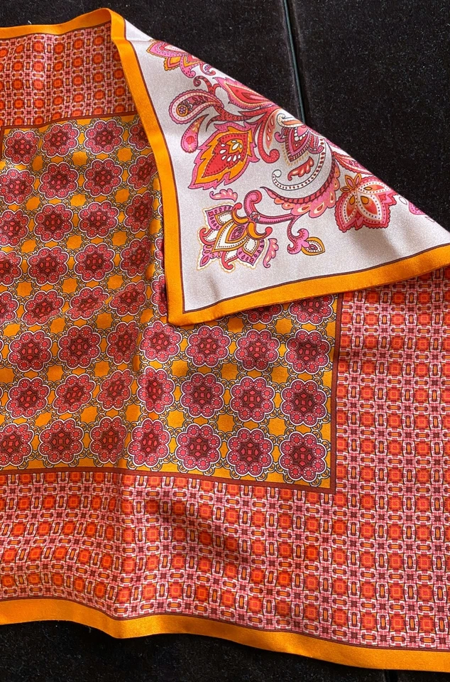 Cuadrado de bolsillo de seda de doble cara para hombre 12" x 13" WW914 Foto 4 de 4