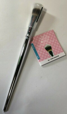 NEW  SEALED   IT COSMETICS   ALL OVER SHADOW EYE  Brush  #216   BUY 4 GET 1 FREE