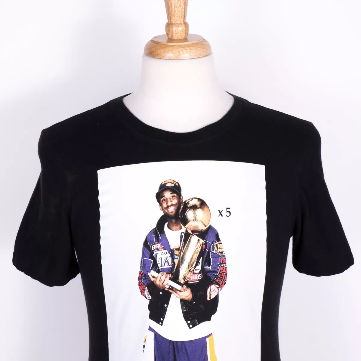 Kobe bryant sales retirement shirt nike