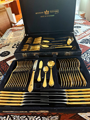SBS Solingen Bestecke 68pc Gold Tone Stainless Flatware Set w/ Case Floral