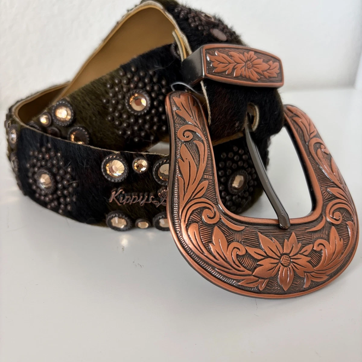 Women\'s leather belt Medium size 30 Custom Fur \