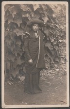 279)  DUTCH EAST INDIES 1925 - NETH.INDIES PHOTOCARD NATIVE WOMAN MEDAN- PERFECT