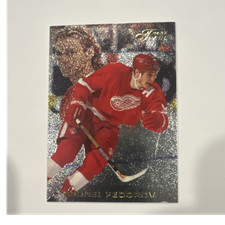 Fleer 1996-97 Flair Sergei Fedorov #26 Detroit Red Wings Ice Hockey Card