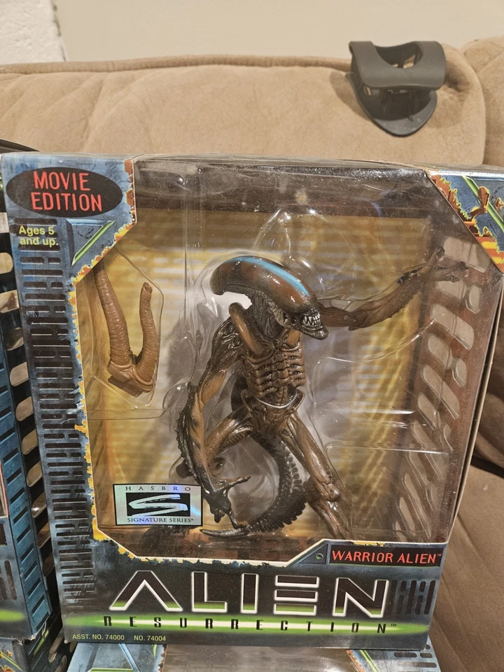Lote enorme de figuras vintage de Alien Resurrection 1997 - serie Hasbro Foto 4 de 4