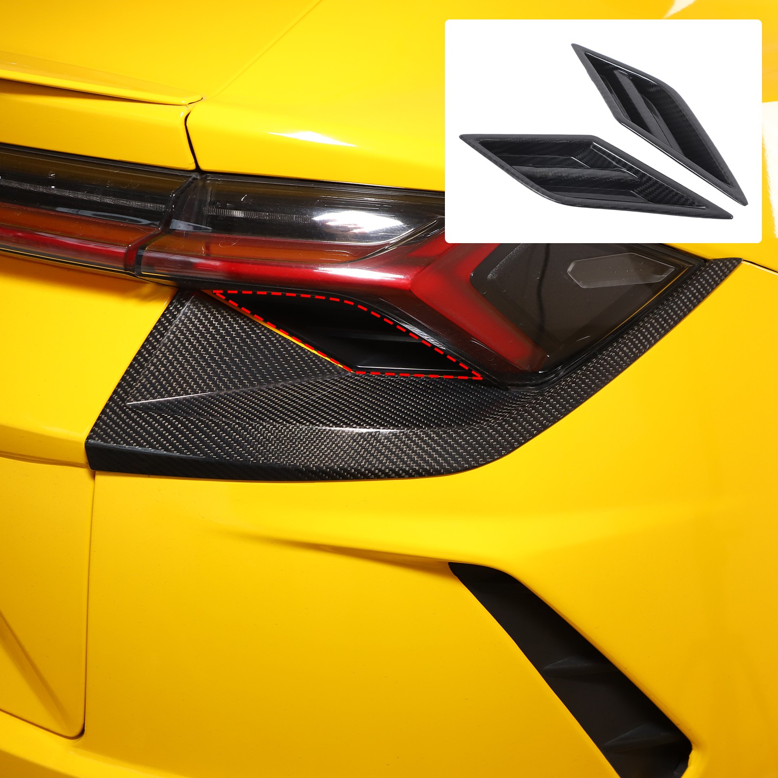 Real Carbon Fiber Rear Bumper Taillight Lower Trim For Lamborghini Urus 2018-23