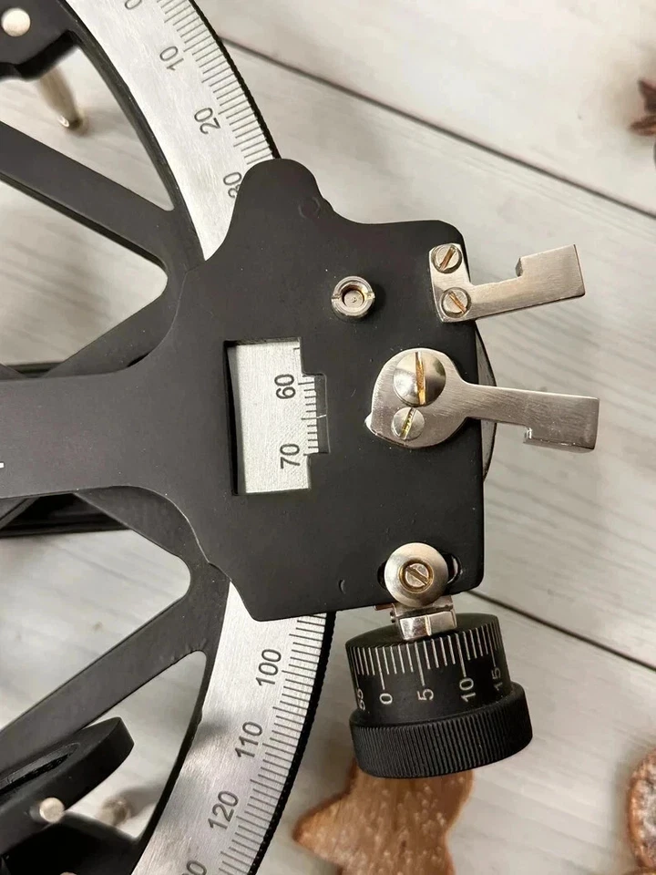 Instrumento de navegación marítima Tamaya Sextante aluminio macizo regalo náutico Foto 4 de 4