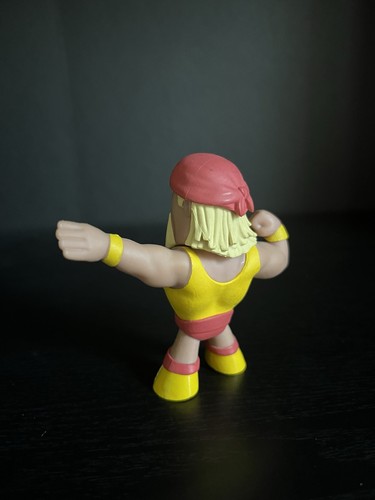 Wwe Funko 2015 Hulk Hogan Hulkamania Mystery Mini Figure Walmart Exclusive - Picture 2 of 4