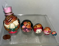 5 pcs Russian Nesting Miniature Doll - Matryoshka FAMILY