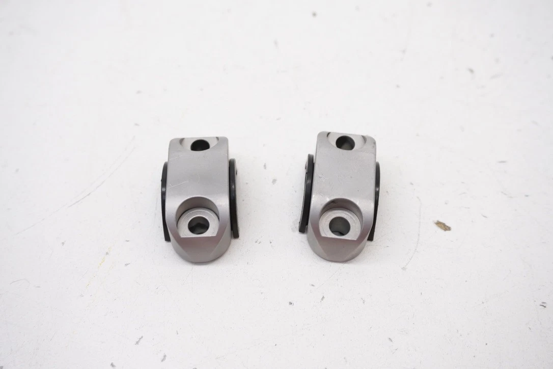 KTM 125-450 ASV Rotating Clutch & Front Brake Master Cylinder Clamps Silver A4