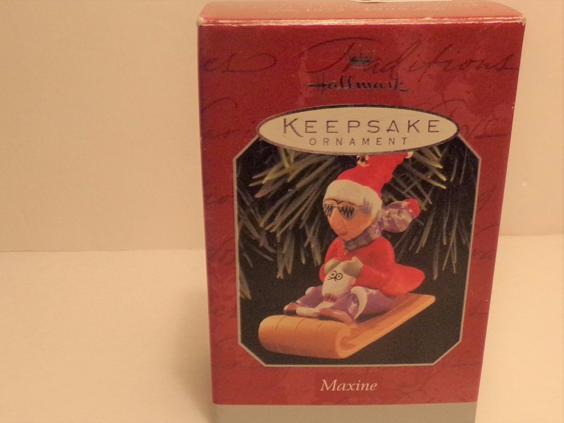 HALLMARK KEEPSAKE ORNAMENT "MAXINE 1998 TOBOGGAN" SWEET HOLIDAY TREASURE!
