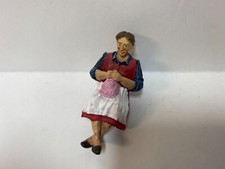 Just Plain Folk  0359 G Scale Train Figure Woman Sitting And Knitting NEW