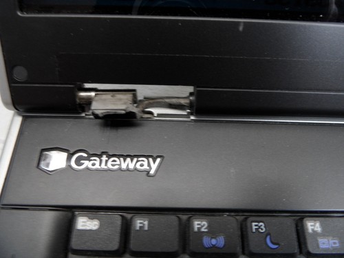 Gateway MA2 MX6131 Parts Laptop 1400Mhz 1Gb Ram No Hard Drive Post To Bios - Picture 5 of 10