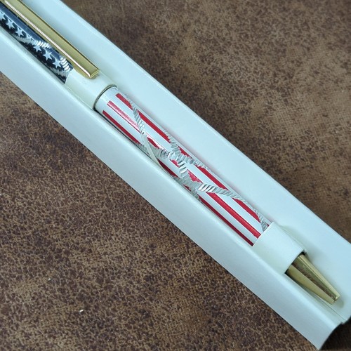 Brand New in Box Patriotic American Eagle Ballpoint Laser Cut Pen - Picture 2 of 4
