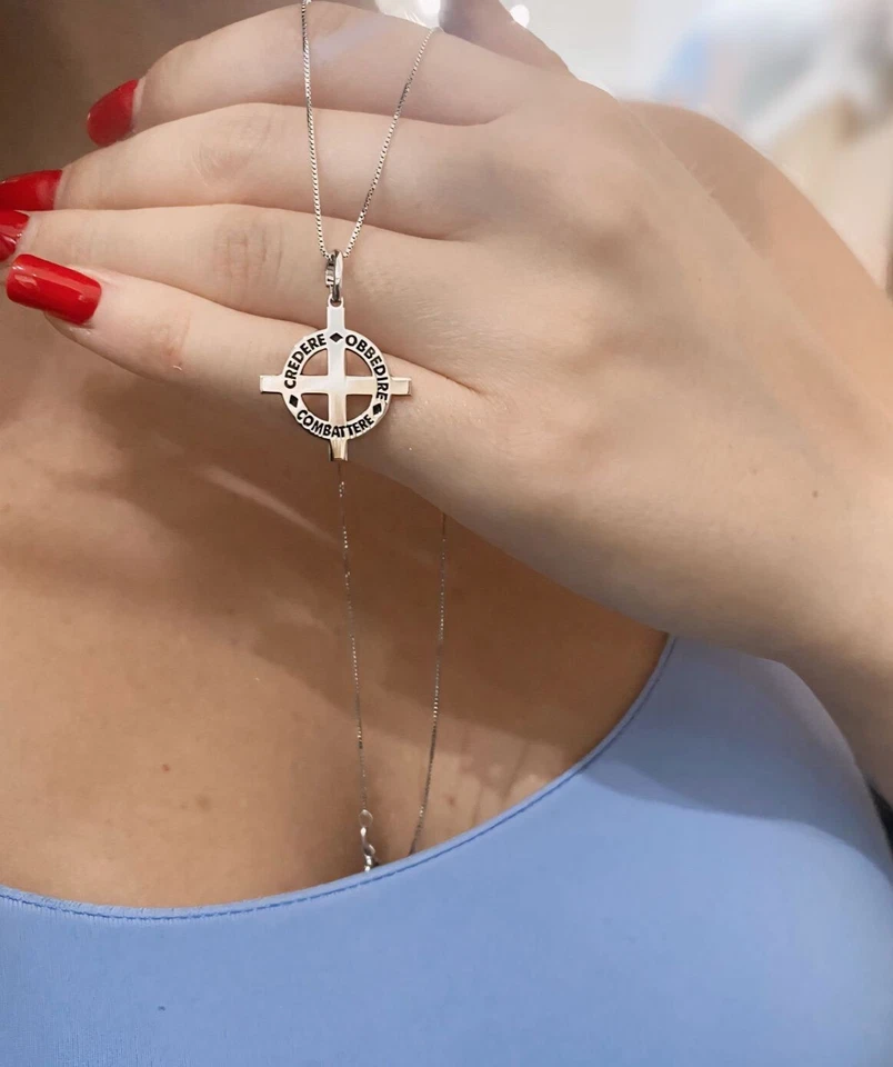 COLLANA CIONDOLO CON CROCE CELTICA ROMANA PERSONALIZZATA IN ARGENTO 925 UOMO - Immagine 4 di 4