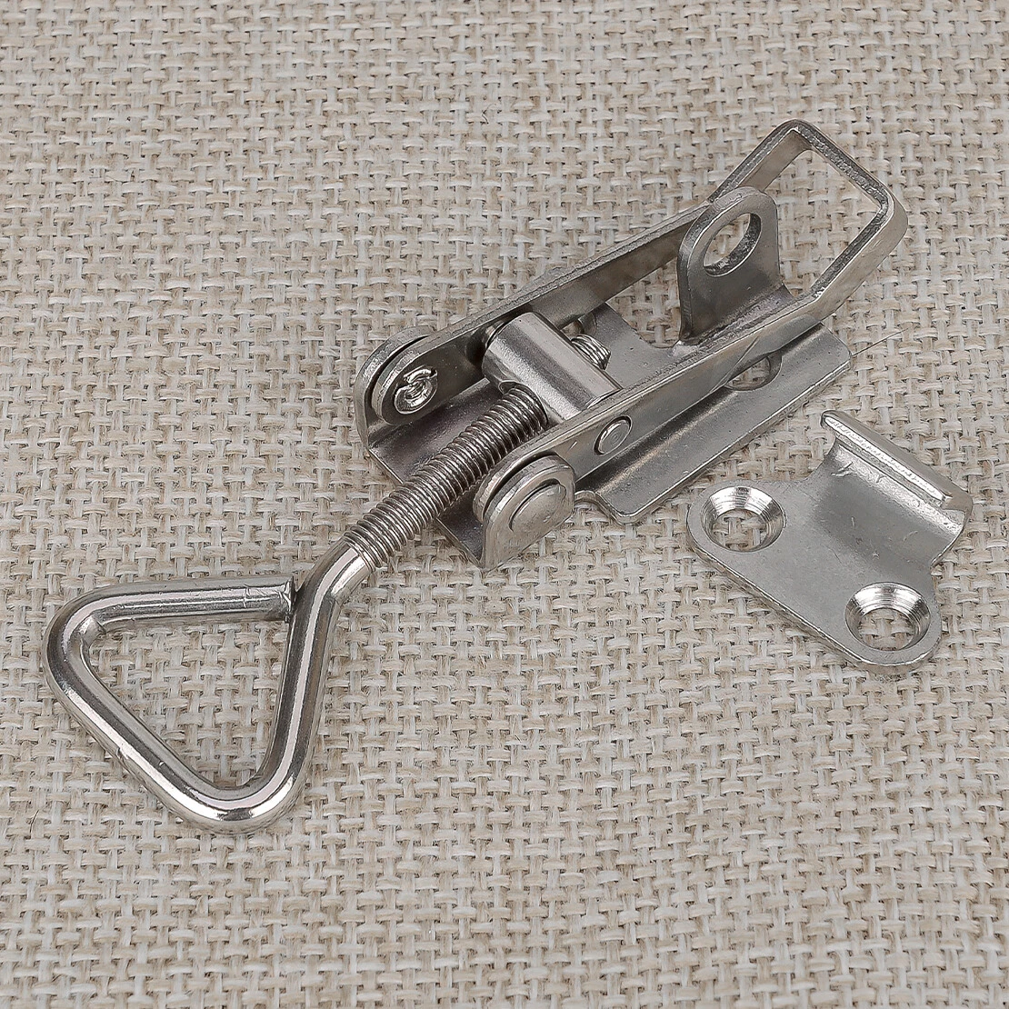 Clamp locking discount