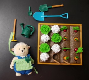 calico critters vegetable garden