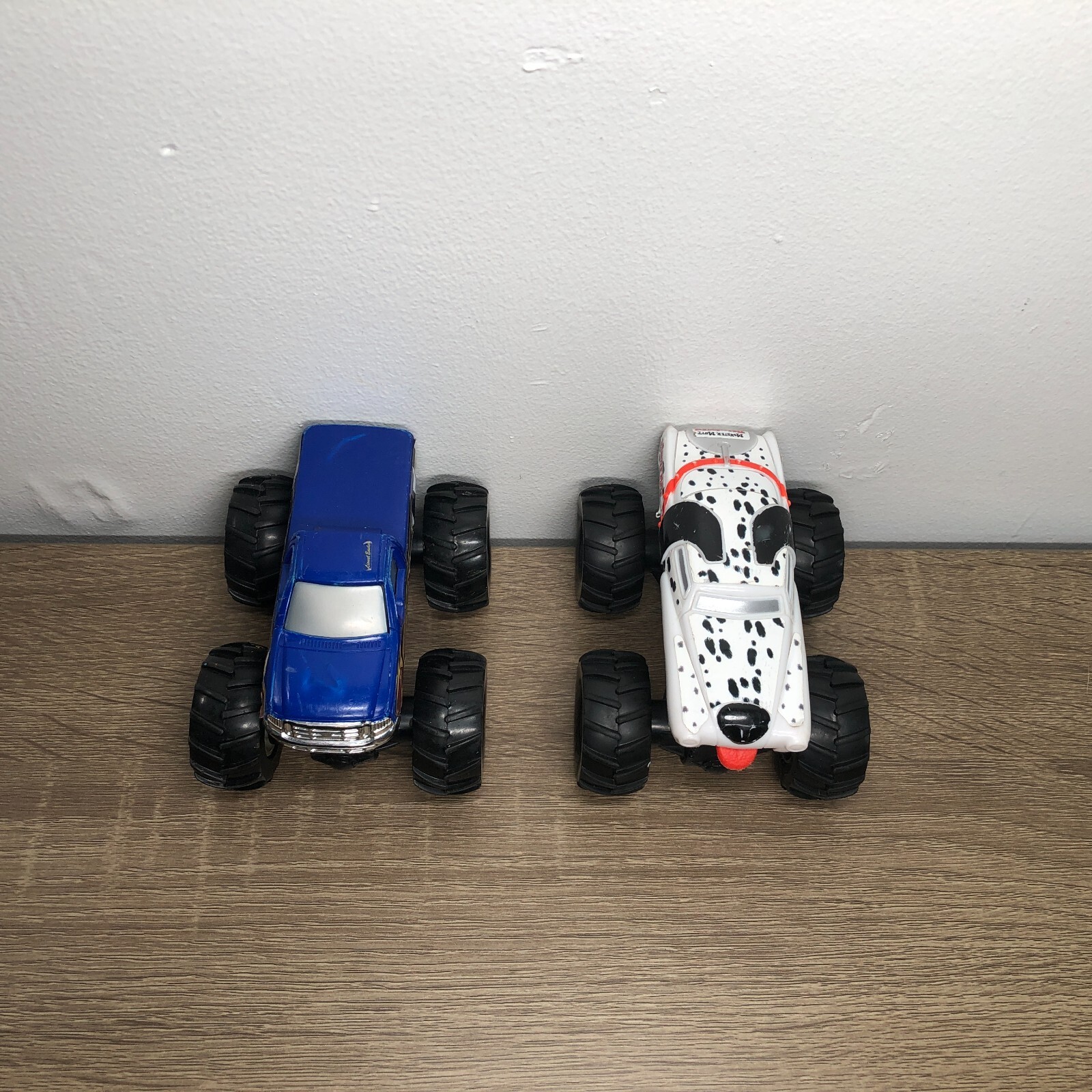 Picture 2 of 11