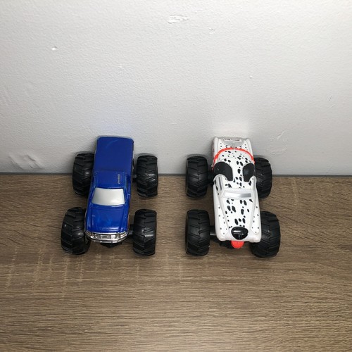 Hot Wheels Monster Jam Rev Tredz Pull Back Trucks Instigator Monster Mutt Lot 2 - Picture 2 of 11
