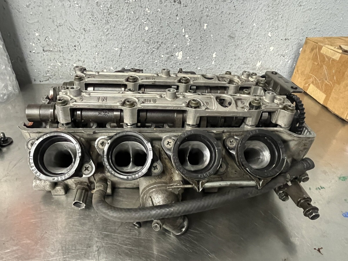 トップス sacu Isuzu 2.3L 4ZDI 86 - 93 Cylinder Head - Amigo, Pickup