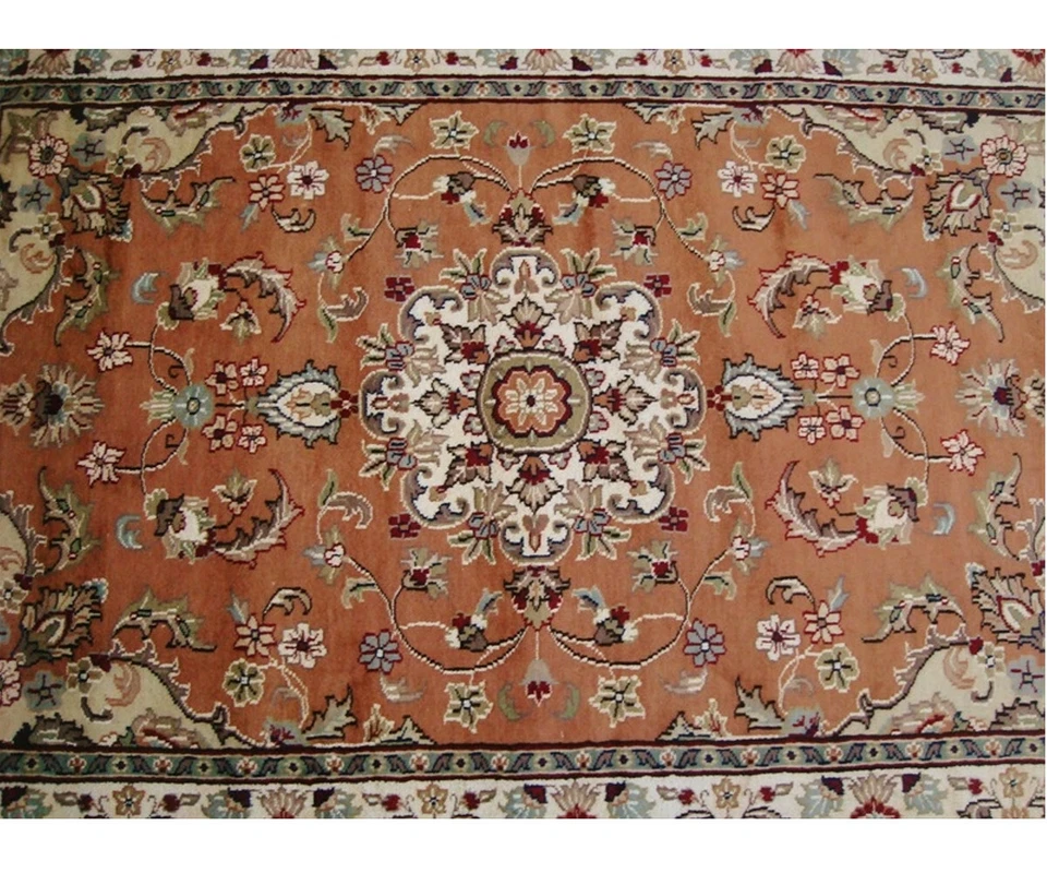 Area Rug Rustic Medallion Hand Knotted Oriental Wool Silk Carpet (6 x 4)'-New - Image 3 of 4