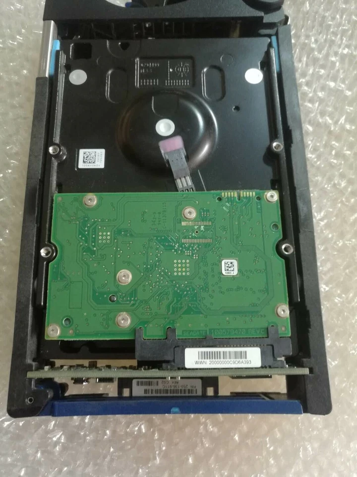 EMC CX3 CX4 2TB 7.2K SATA II 3.5" FC Hard Drive 005049058 CX-SA07-020 005049061  - Image 3 of 4