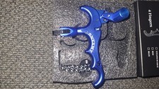 Bow Thumb release.