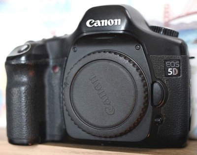 Canon EOS 5D Classic DSLR