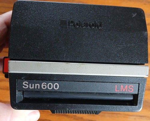 Vintage Polaroid Sun 600 LMS Instant Film Camera Works - Picture 9 of 9
