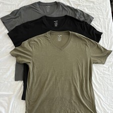 True Classic Men's Cotton Knit V-Neck Short Sleeve T-Shirt Lot 3 Solid L