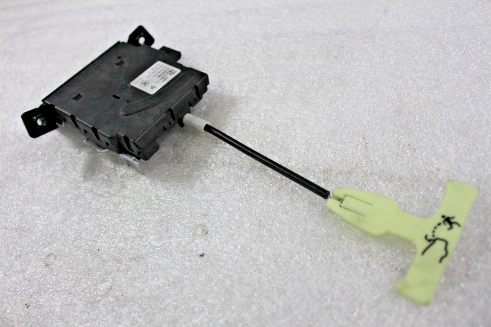Maserati Ghibli, Rear Lid Lock, Used, P/N 670037461