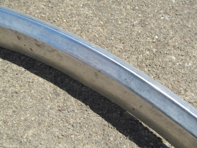 Mercury Comet Montego 1968 moldura de apertura de rueda delantera izquierda Foto 4 de 4