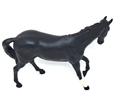 ロイヤルドルトン　馬　置物　 Black Beauty ＆ Foal ロイヤルドルトン 馬 置物 Black Beauty ＆ Foal - メルカリ