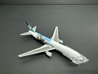\"ロード・オブ・ザ・リング\" ニュージーランド航空 Herpa 1/500 ロード・オブ・ザ・リング